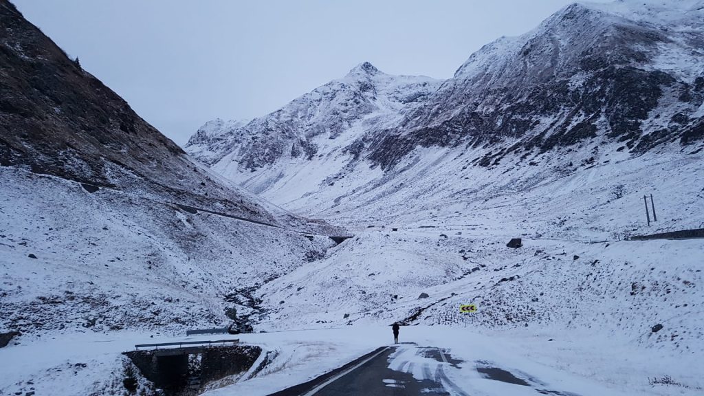 Transfăgărășan de poveste într-un cadru hibernal