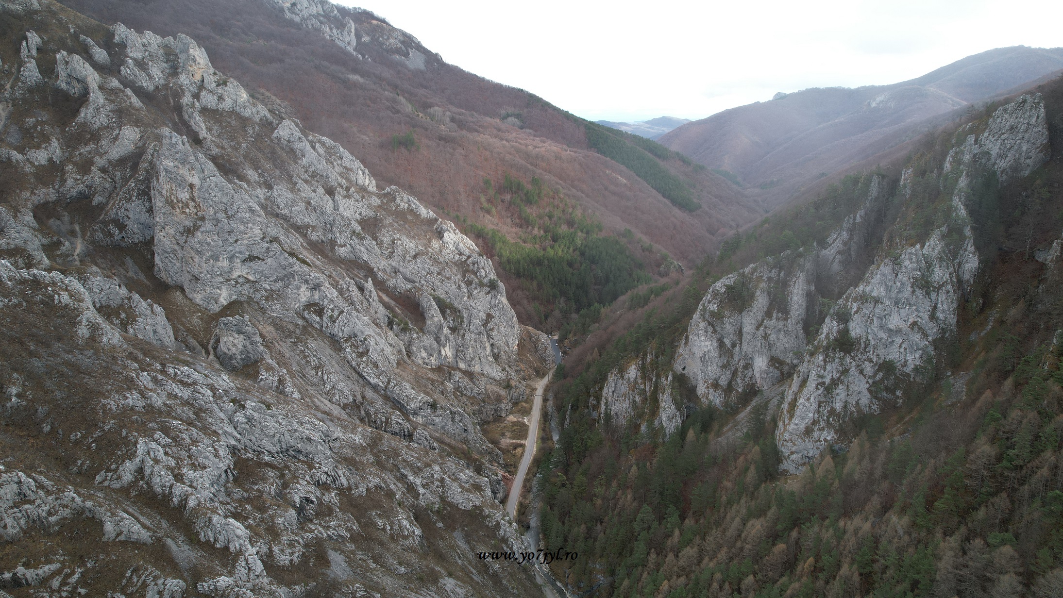 Prin Transilvania sau țara de peste pădure