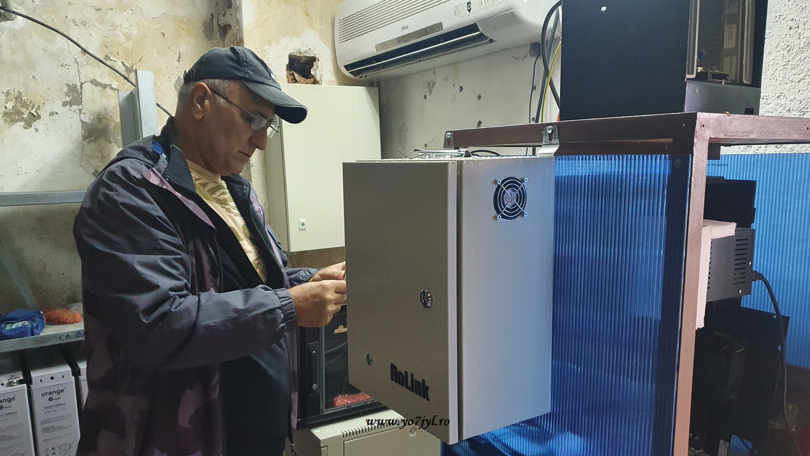 Instalare repetor RoLink în Masivul Cozia