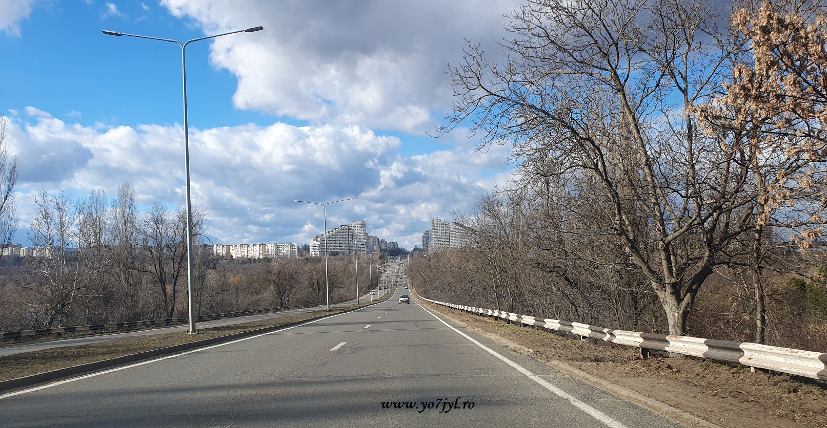 Prin Moldova din stânga Prutului