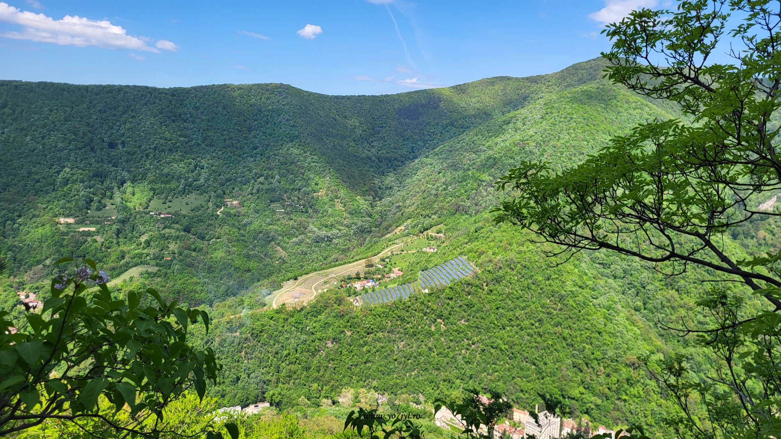 Prin pădurile de pe Valea Cernei - Băile Herculane